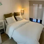 Puerta De 2 شقة Caces