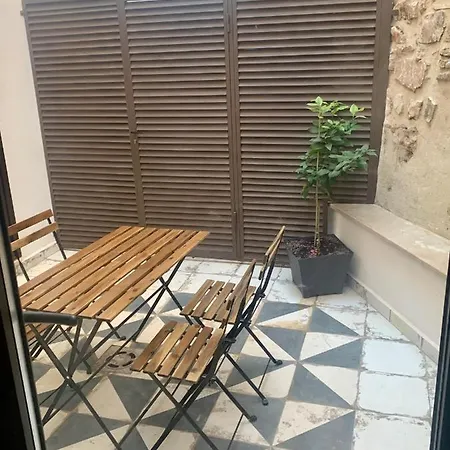 Puerta De 2 Apartment