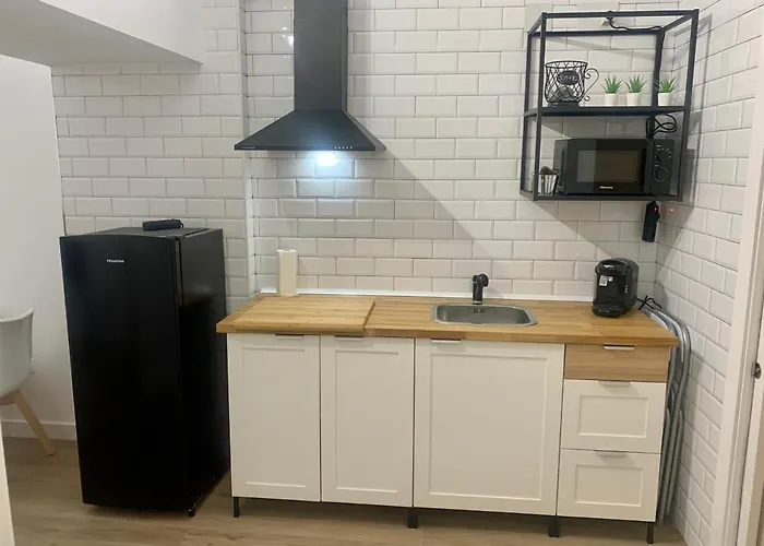 Puerta De 2 דירה *